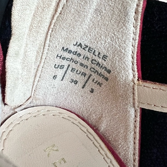 Kelly & Katie Jazelle Sandel Red size 6 - Picture 7 of 8